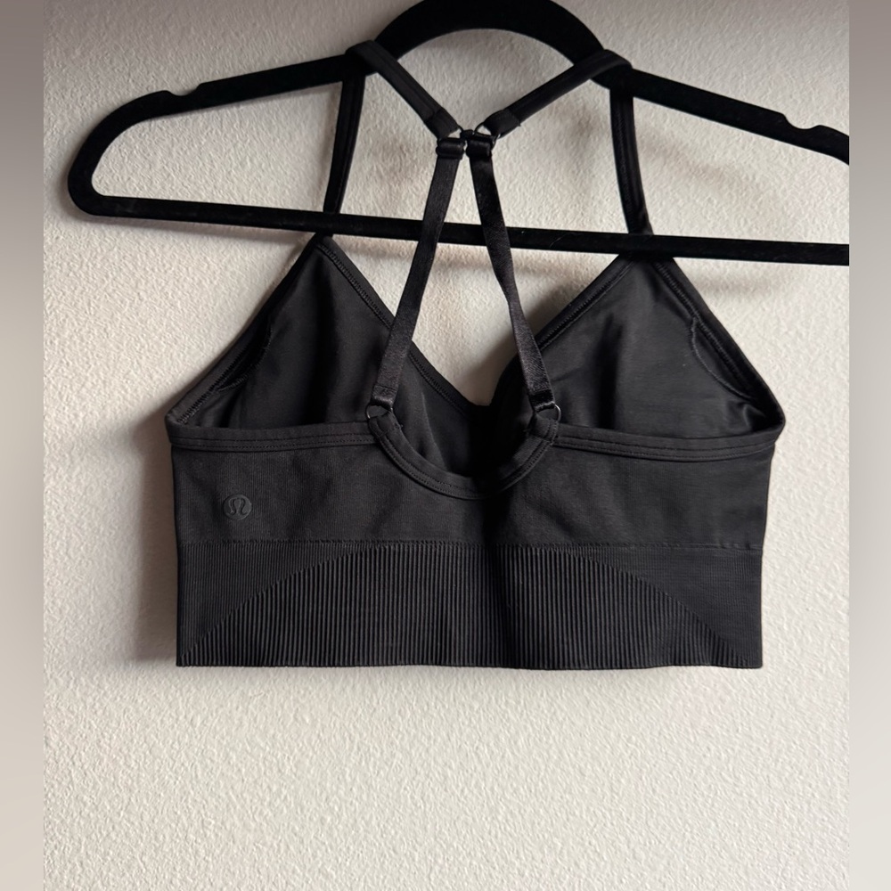 Lululemon Ebb to Street Bra Ribbed Black Hooking Strap size 6 - Picture 2 of 5